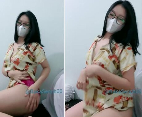 Mochi Cewek Amoy Live Goyang Ebot